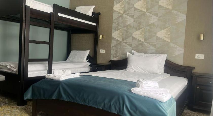 Poarta Raiului Hotel Tău Bistra Eksteriør billede