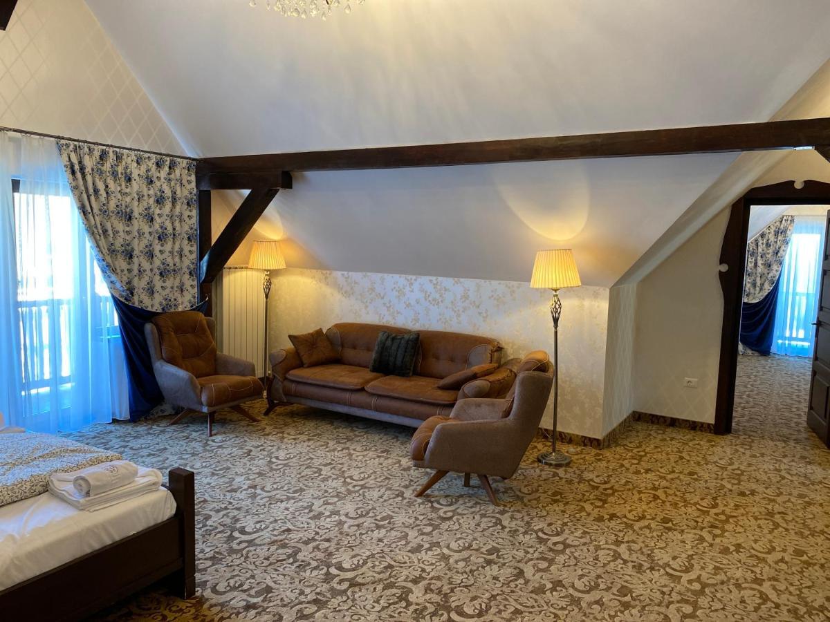 Poarta Raiului Hotel Tău Bistra Eksteriør billede